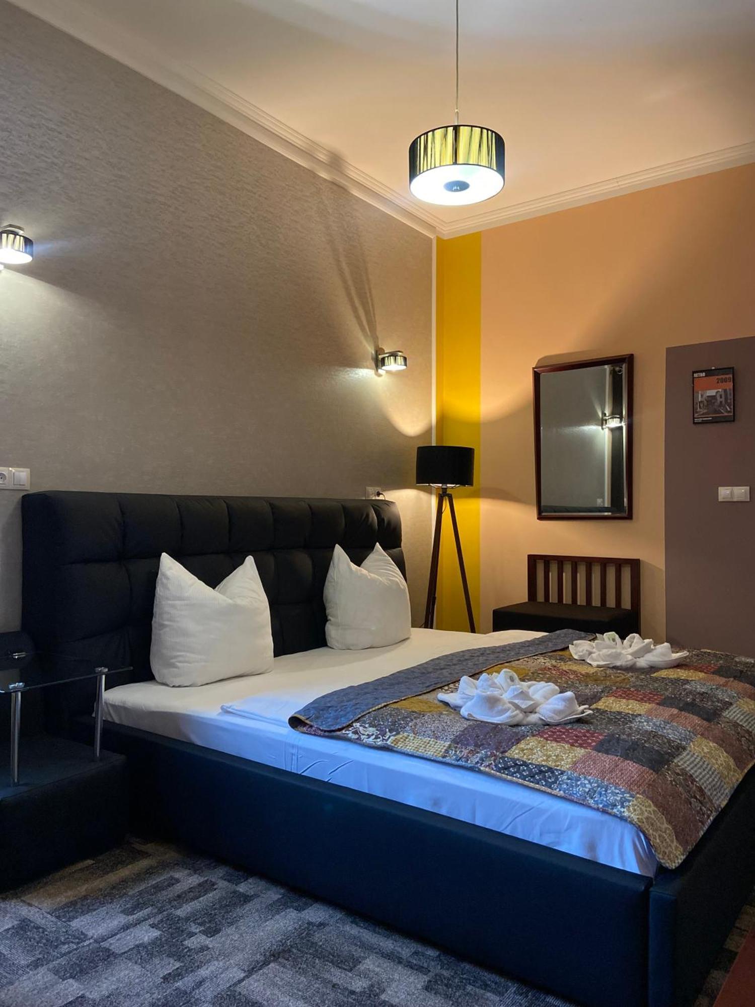 Wellness Hotel Beethoven Chomutov Exterior foto