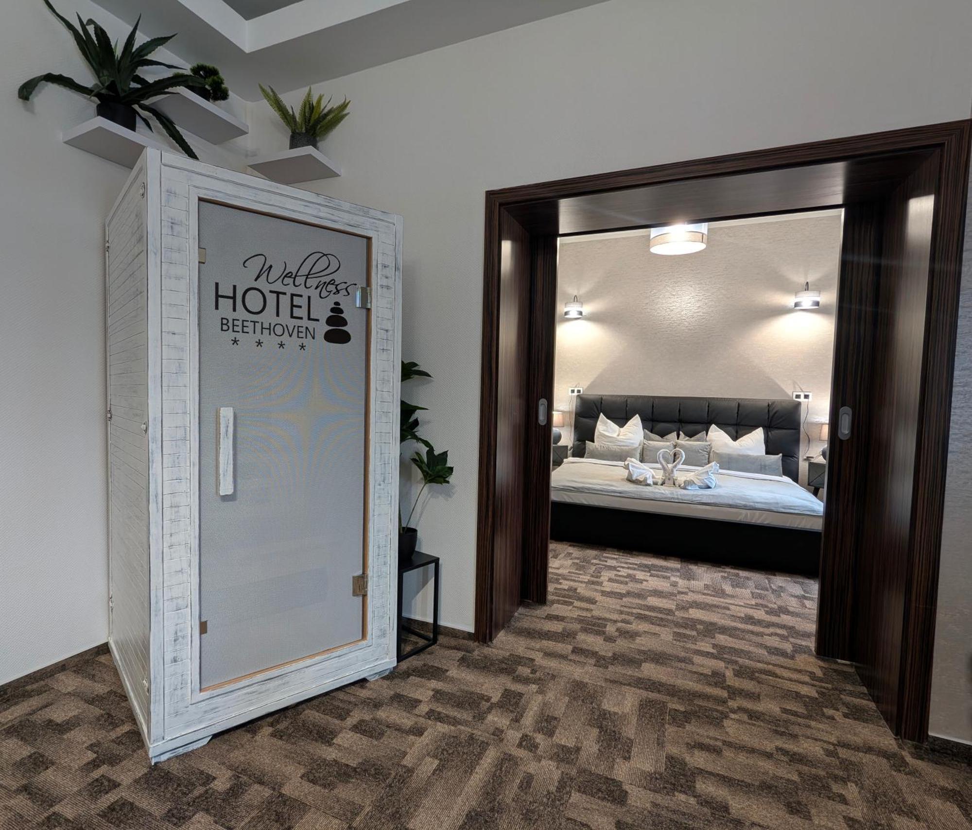 Wellness Hotel Beethoven Chomutov Exterior foto