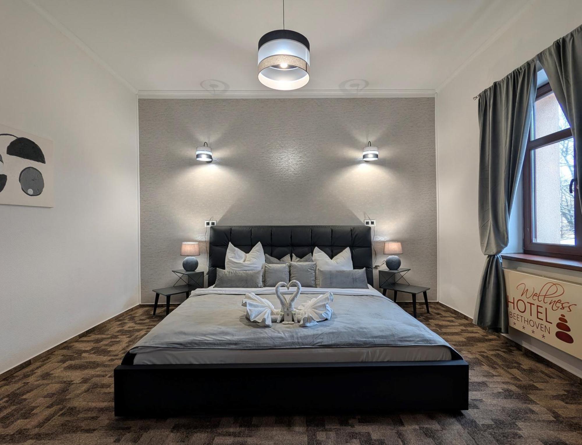 Wellness Hotel Beethoven Chomutov Exterior foto