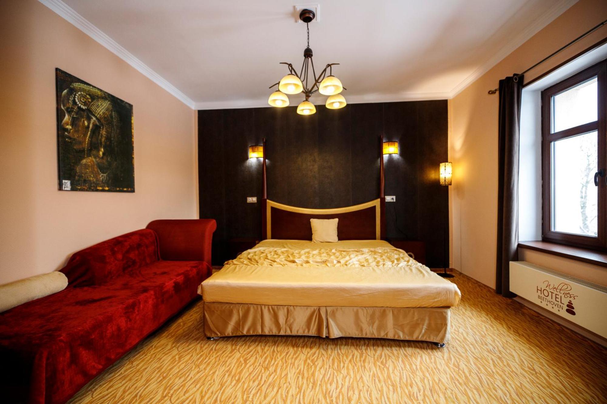 Wellness Hotel Beethoven Chomutov Exterior foto