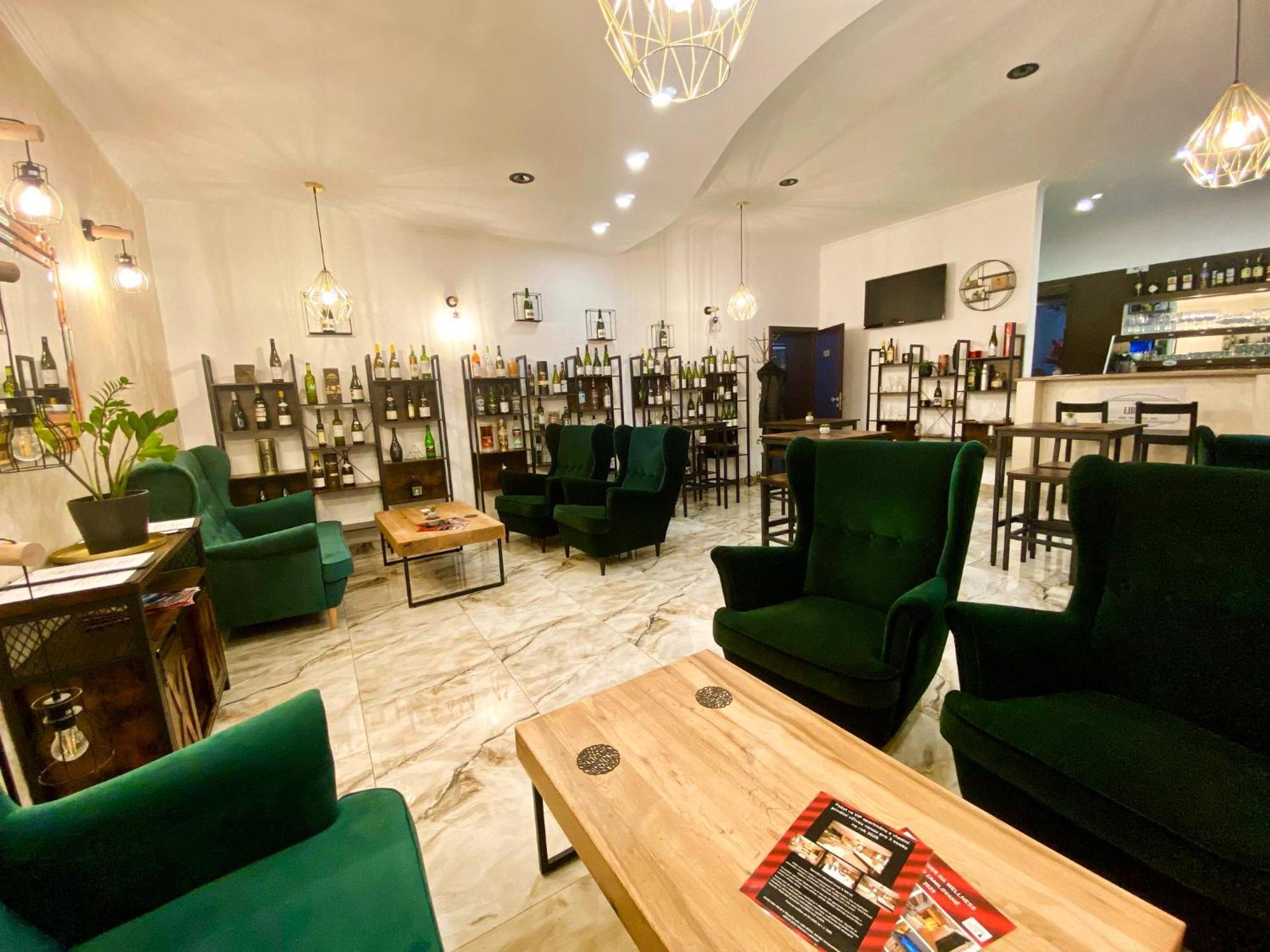 Wellness Hotel Beethoven Chomutov Exterior foto